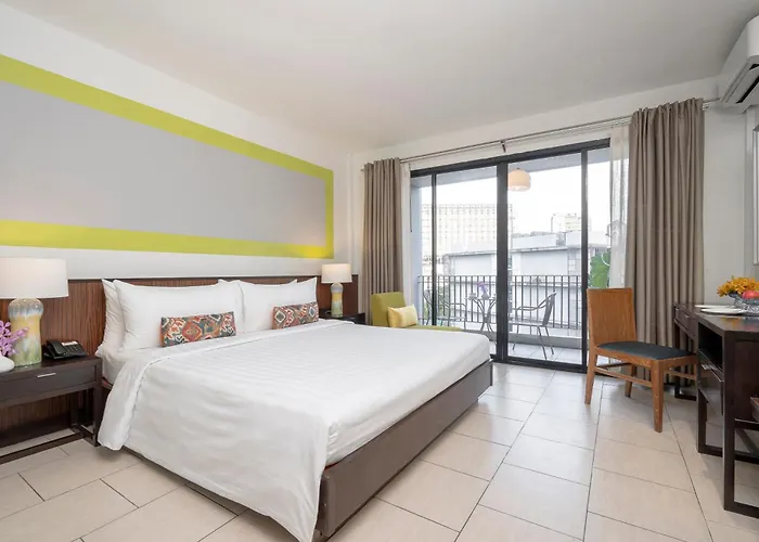 Hotel De 3*